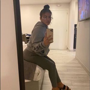 Meet your Posher, Dayana